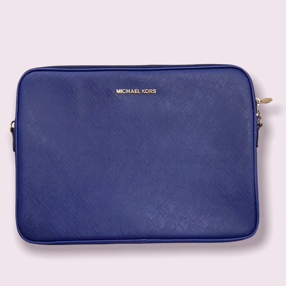 Classy Michael Kors Blue Laptop or Tablet Case NWOT
